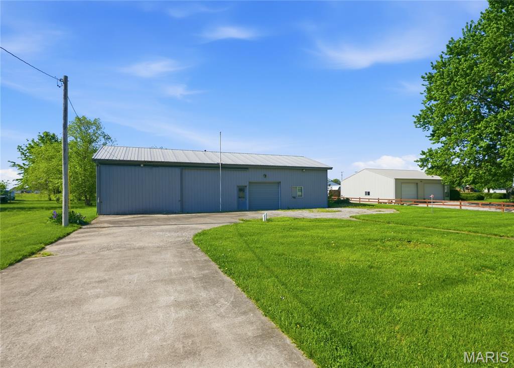 418 West Martin Street Cairo, MO 65239 - Photo 18 of 28