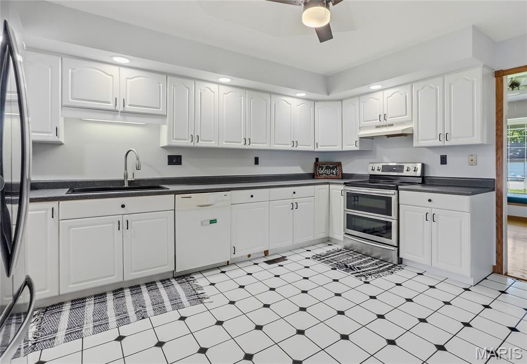 418 West Martin Street Cairo, MO 65239 - Photo 7 of 28