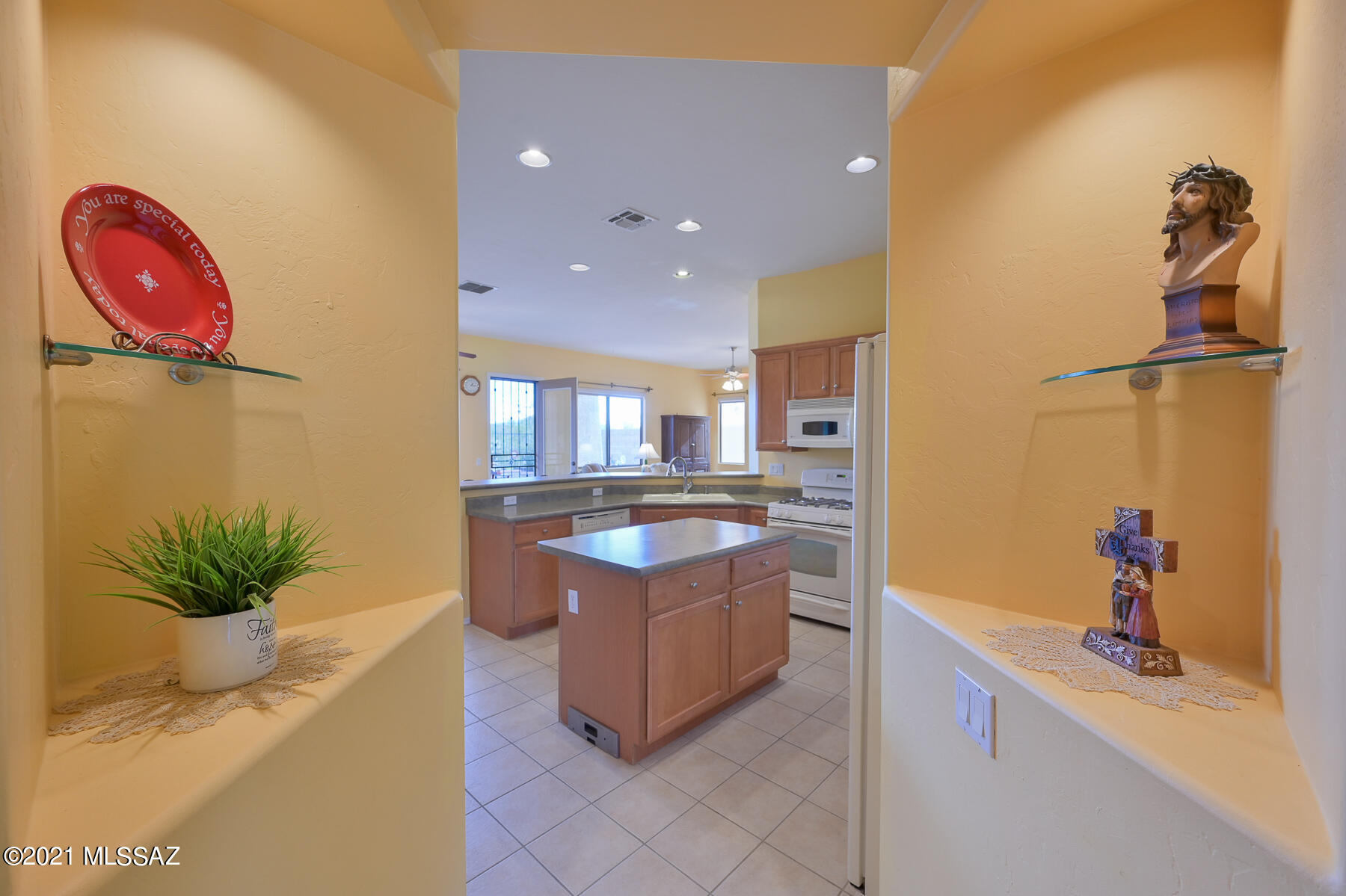 3541 South Desert Cache Road Tucson, AZ 85735 - Photo 14 of 50 Gallery Image 14