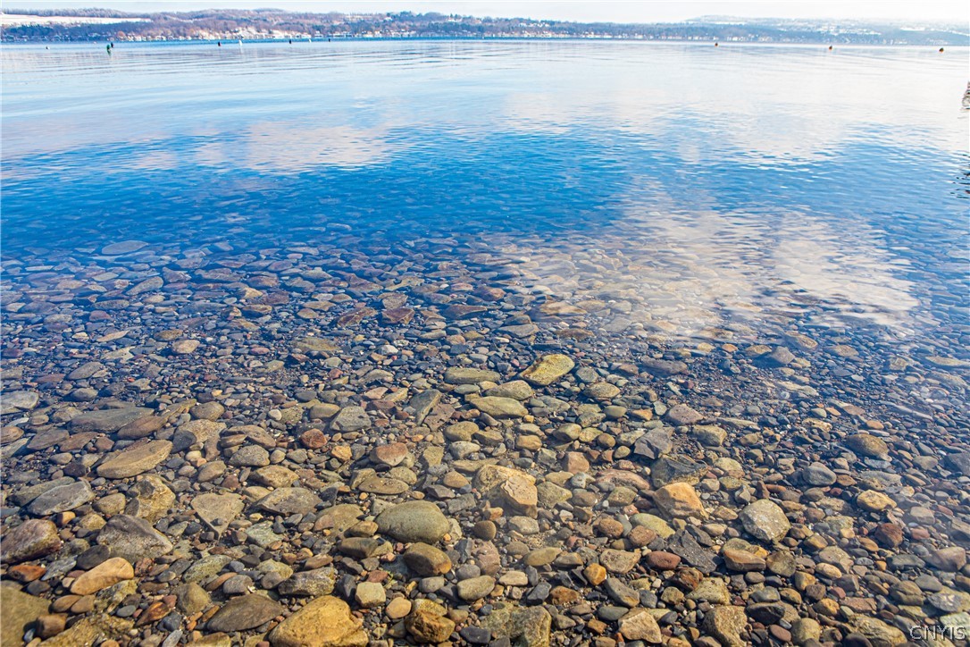 1916 West Lake Road Skaneateles, NY 13152 - Photo 4 of 30