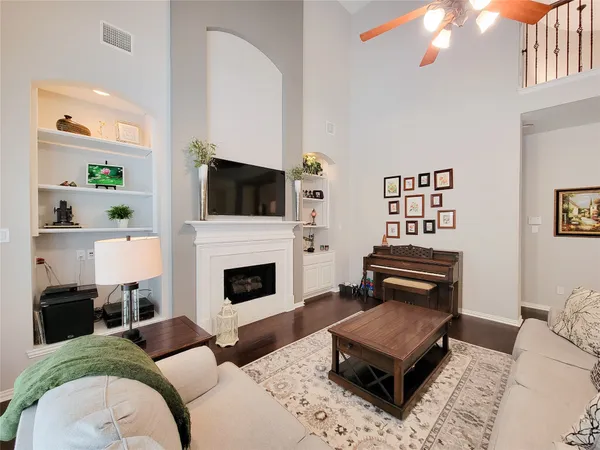 $4,600 | 78 North Bluff Creek Circle, The Woodlands, TX 77382