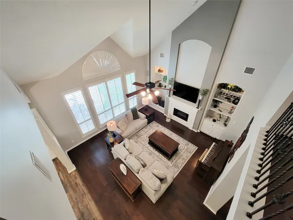 $4,600 | 78 North Bluff Creek Circle, The Woodlands, TX 77382