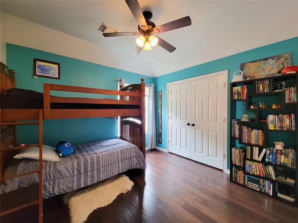 $4,600 | 78 North Bluff Creek Circle, The Woodlands, TX 77382