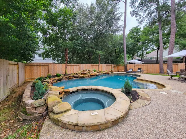 $4,600 | 78 North Bluff Creek Circle, The Woodlands, TX 77382