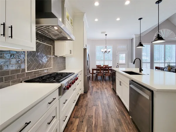 $4,600 | 78 North Bluff Creek Circle, The Woodlands, TX 77382