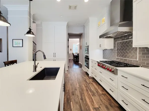 $4,600 | 78 North Bluff Creek Circle, The Woodlands, TX 77382