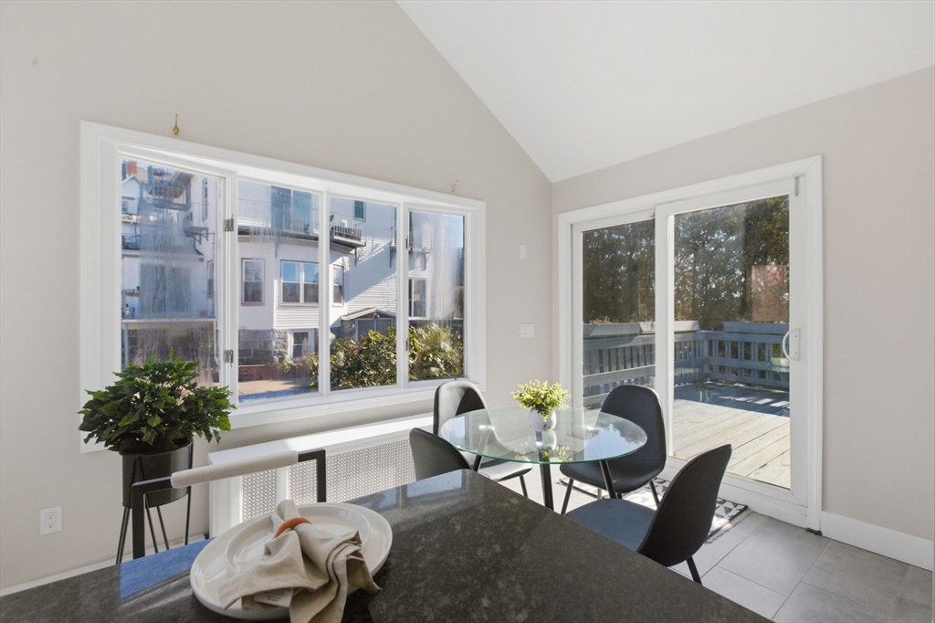 15 South Fairview Street, Unit 3 Boston, MA 02131 - Photo 8 of 42