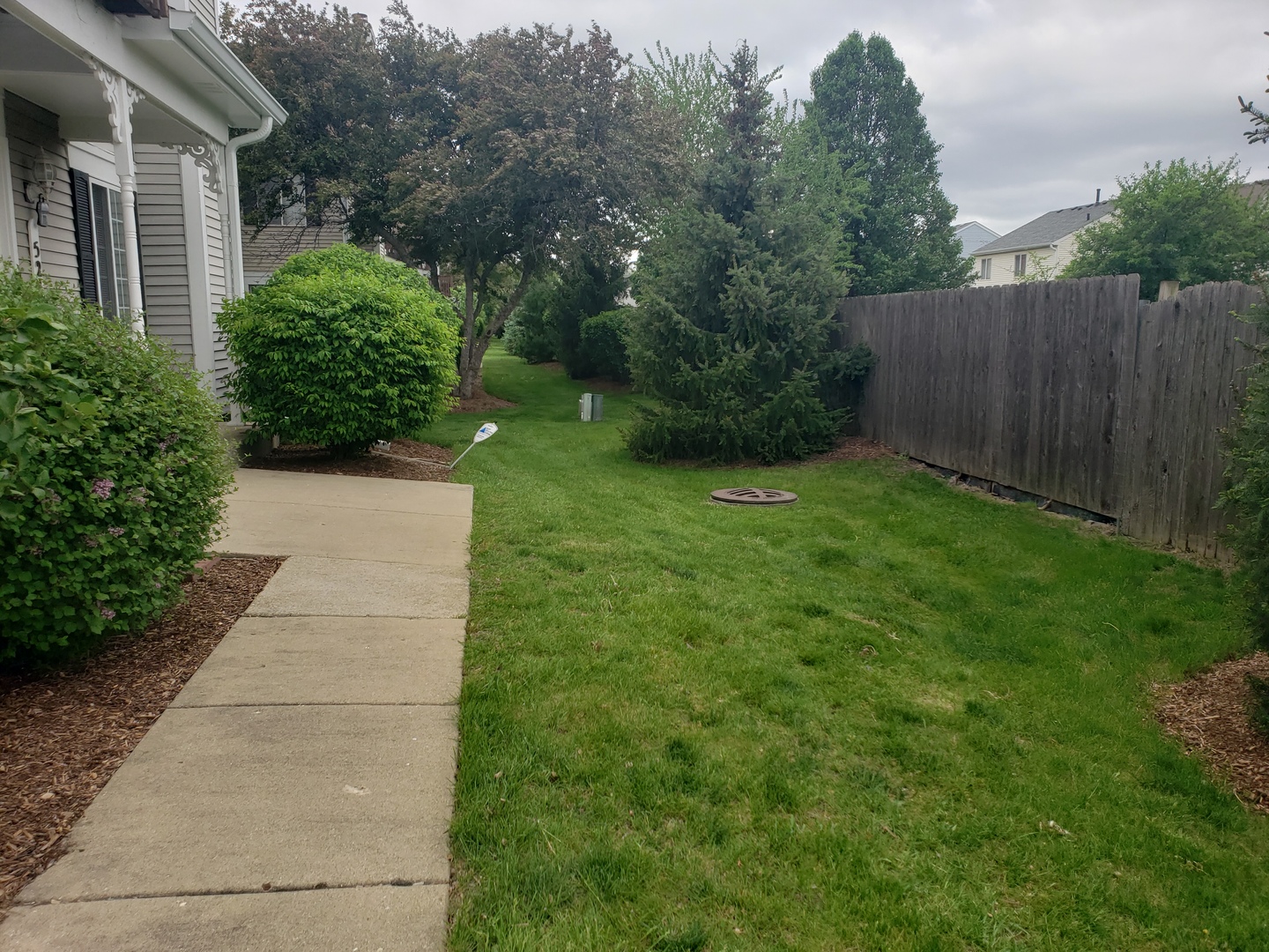 524 Sandhurst Lane South Elgin, IL 60177 - Photo 26 of 32 a view of backyard with green space
