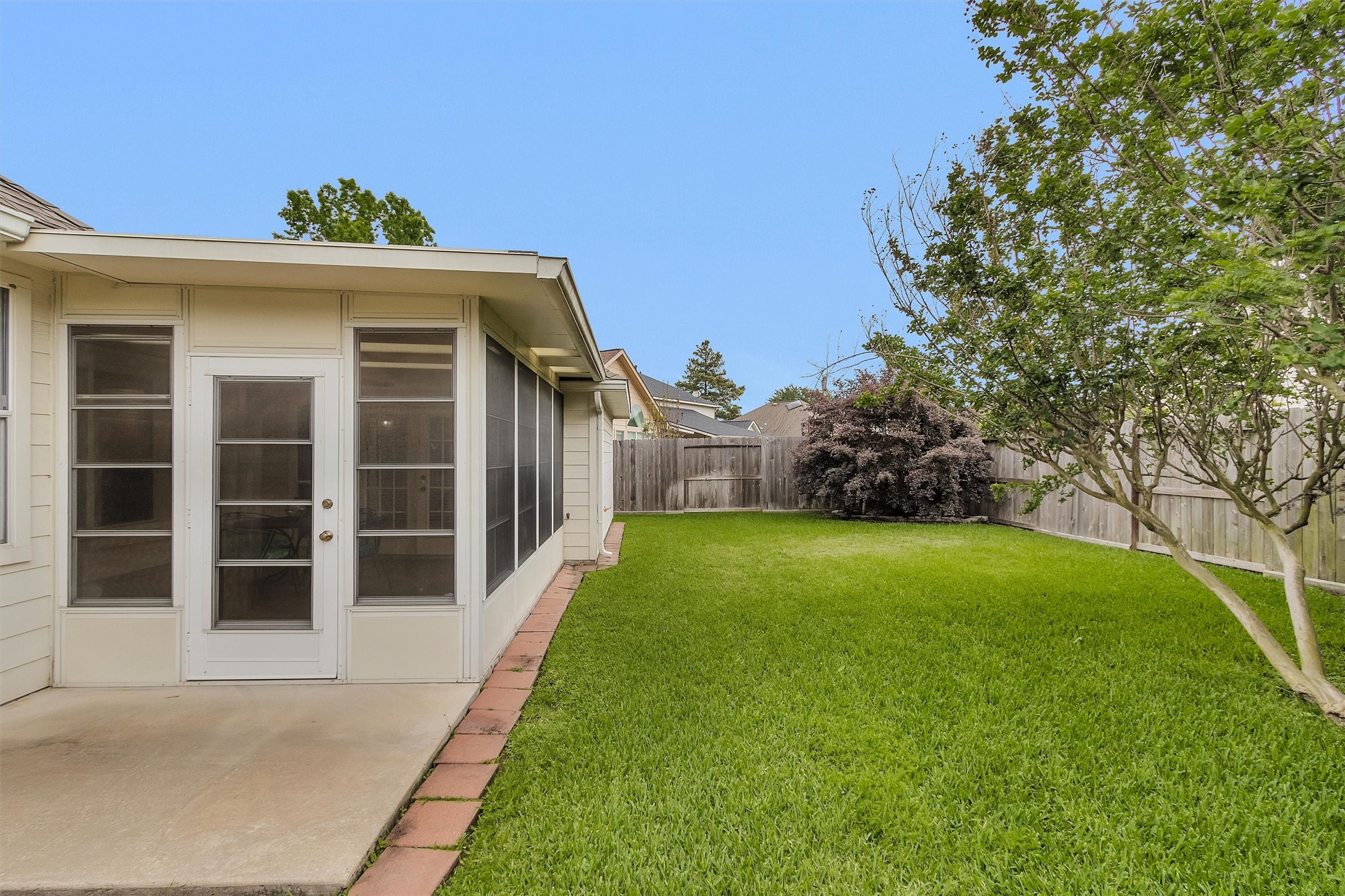 6031 Skyhaven Lane Spring, TX 77379 - Photo 33 of 34 Side yard on the north side.
