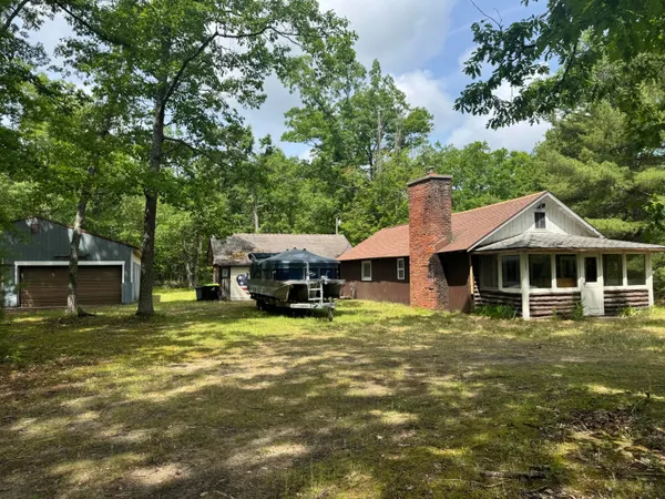 $177,000 | 4634 Wilson Road, Indian River, MI 49749