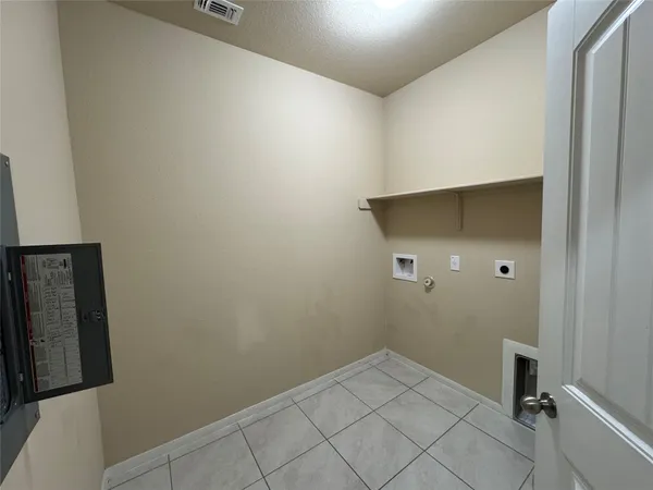 $2,095 | 3108 Armidale Drive, Pflugerville, TX 78660