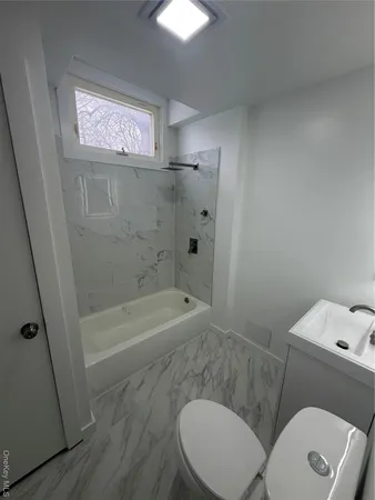 $1,975 | 726 Jersey Avenue, Unit 3, Greenwood Lake, NY 10925