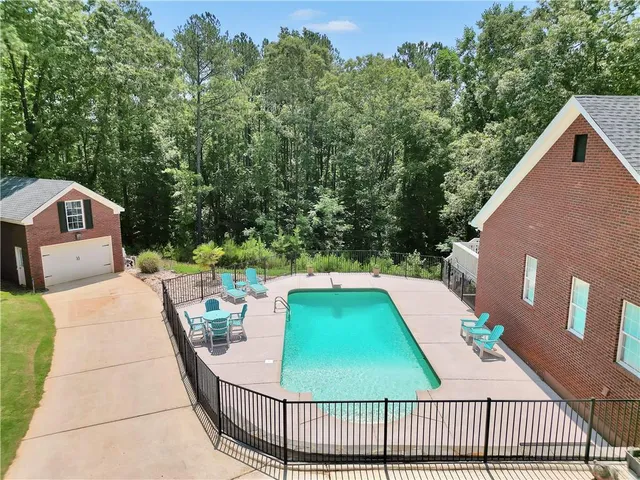 $550,000 | 305 Moccasin Gap Road, Jackson, GA 30233