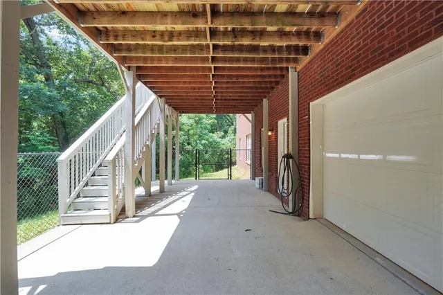 $550,000 | 305 Moccasin Gap Road, Jackson, GA 30233