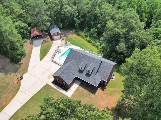 $550,000 | 305 Moccasin Gap Road, Jackson, GA 30233