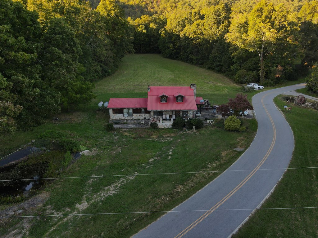 999 Ledbetter Road Robbinsville, NC 28771 - Photo 7 of 27