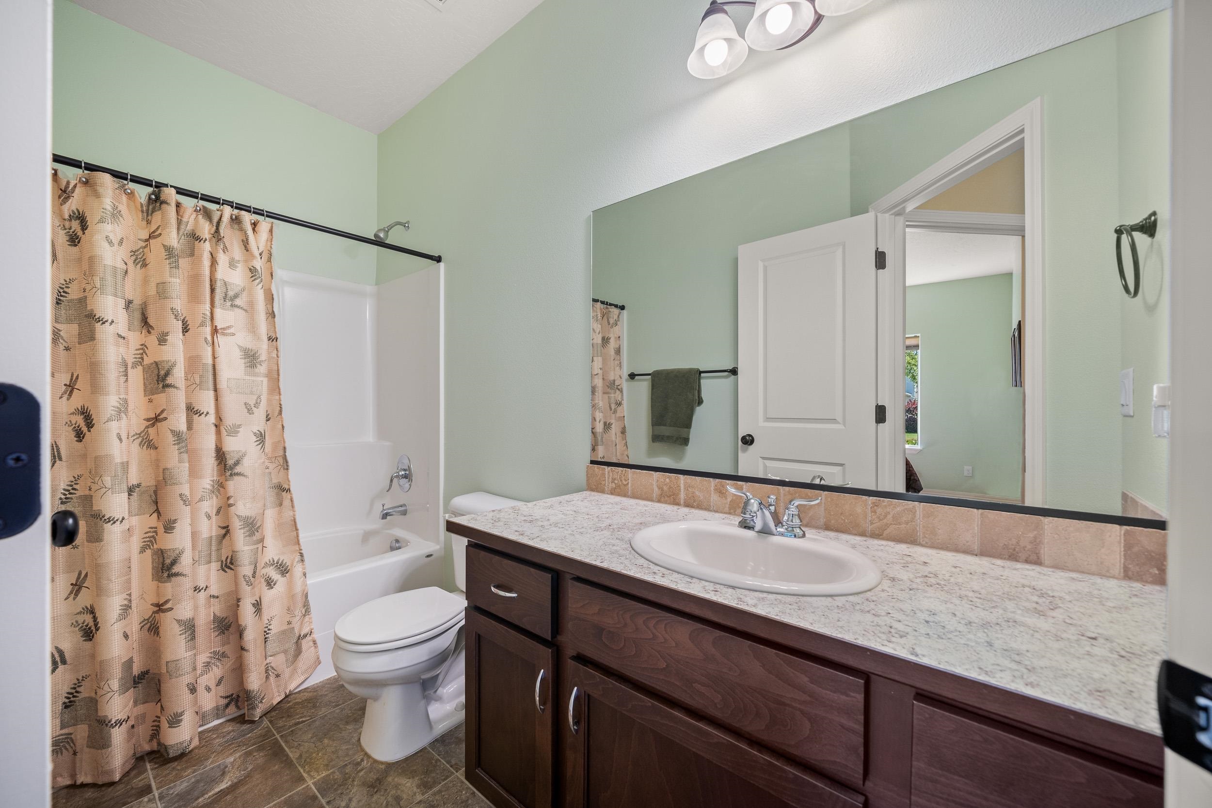 7811 South Fruitvale Road Cheney, WA 99004 - Photo 11 of 20