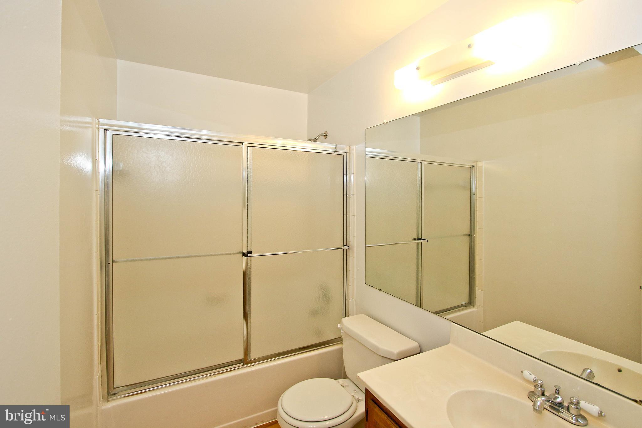 14909 McKisson Court, Unit 6CE Silver Spring, MD 20906 - Photo 21 of 30 Bath