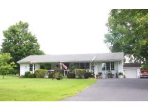 5076 West Gifford Road Bloomington, IN 47403 - Photo 4 of 9 Gallery Image 4