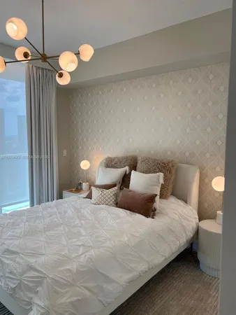 $12,500 | 31 Southeast 5th Street, Unit 3921, Miami, FL 33131
