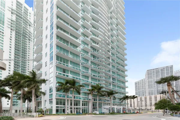 $12,500 | 31 Southeast 5th Street, Unit 3921, Miami, FL 33131