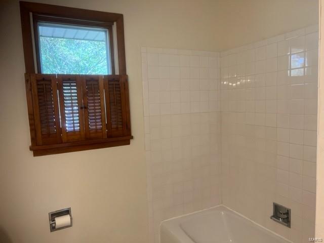39 Cardinal Lane Highland, IL 62249 - Photo 16 of 38 Gallery Image 16