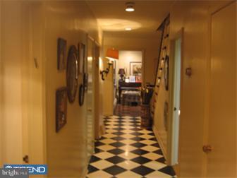 8327 Cedar Road Elkins Park, PA 19027 - Photo 6 of 12 Gallery Image 6