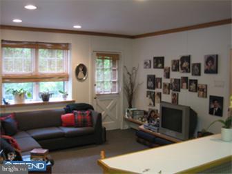 8327 Cedar Road Elkins Park, PA 19027 - Photo 7 of 12 Gallery Image 7