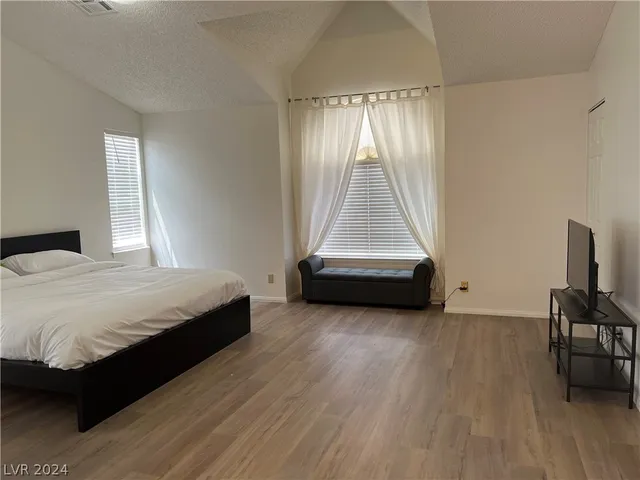 $2,250 | 8305 Aspenbrook Avenue, Las Vegas, NV 89145