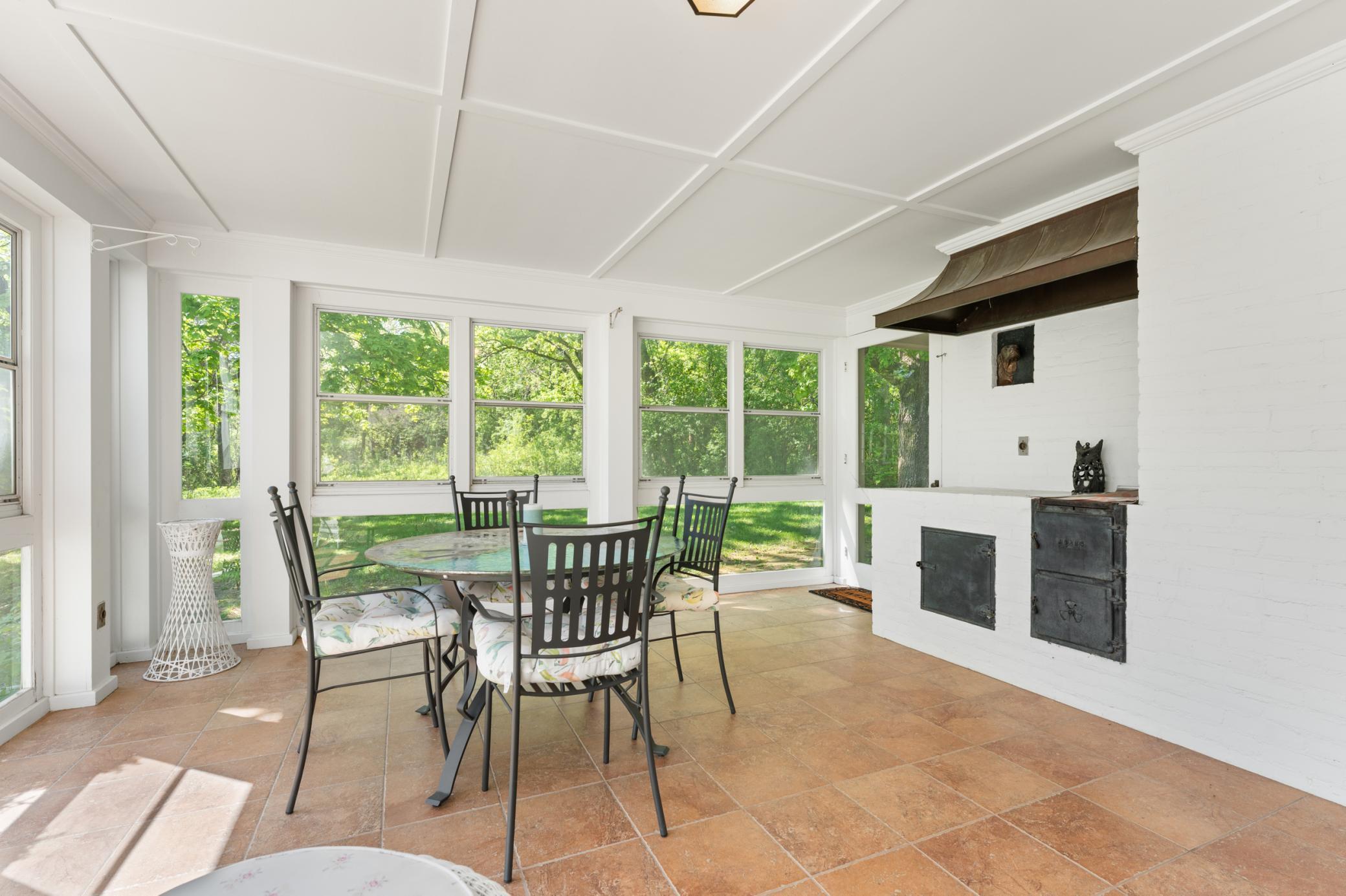 1429 Oak Ledge Drive Southwest Rochester, MN 55902 - Photo 19 of 41