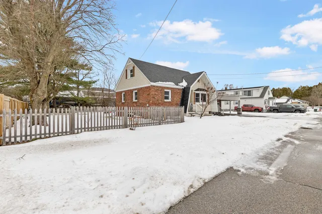 $269,900 | 23 Countryside Avenue, Berlin, NH 03570