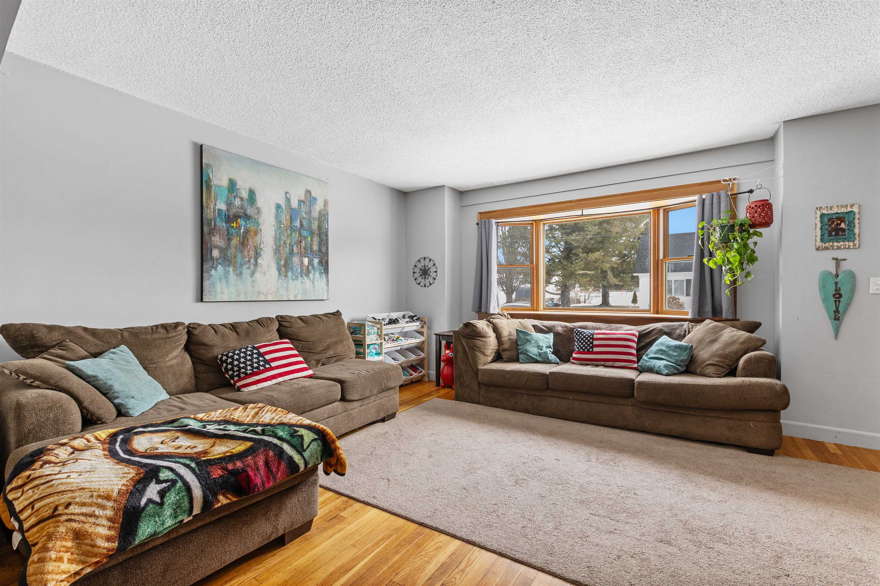 23 Countryside Avenue Berlin, NH 03570 - Photo 6 of 56