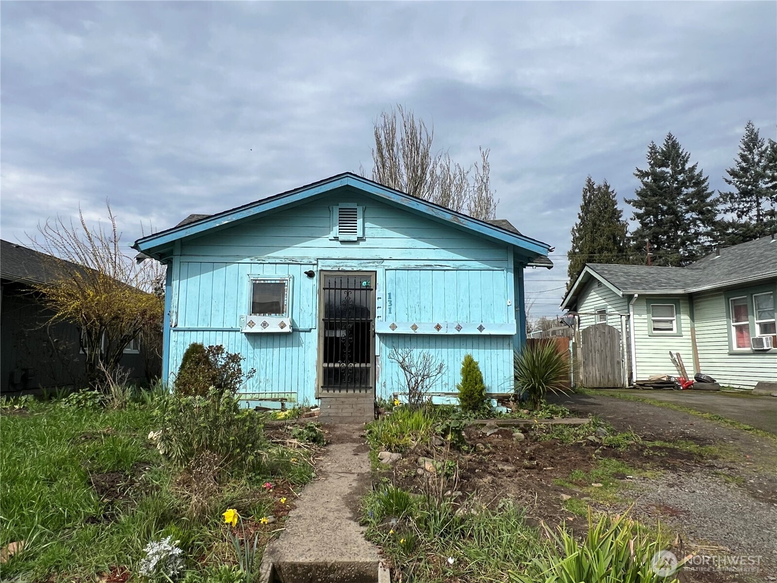 131 17th Avenue Longview, WA 98632 - Photo 2 of 38