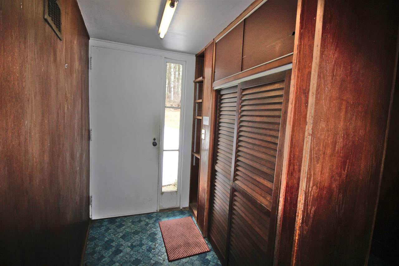 183 Rollin Road Shaftsbury, VT 05257 - Photo 6 of 28 Gallery Image 6