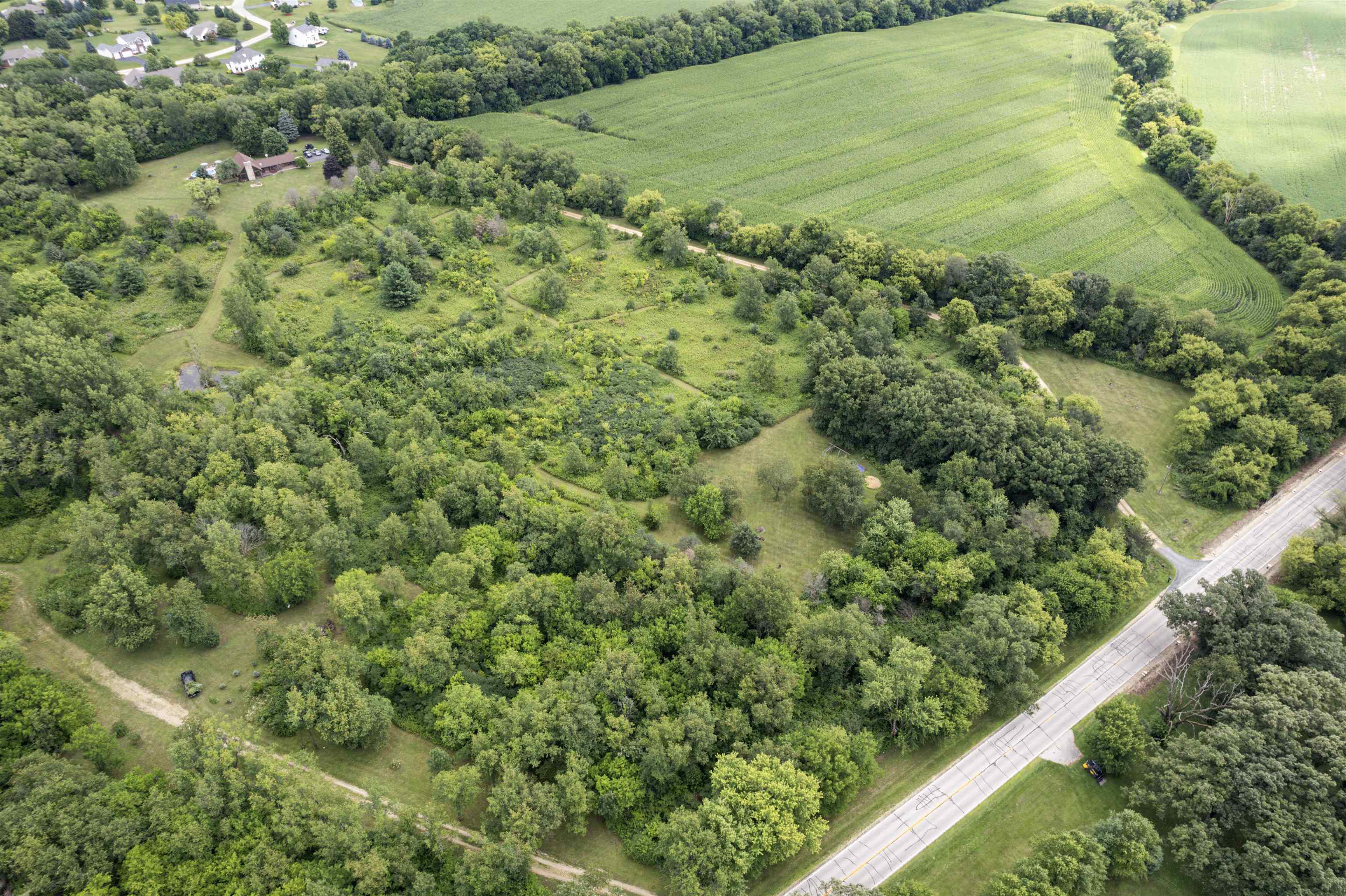 9680 Belvidere Road Roscoe, IL 61073 - Photo 9 of 43 Gallery Image 9