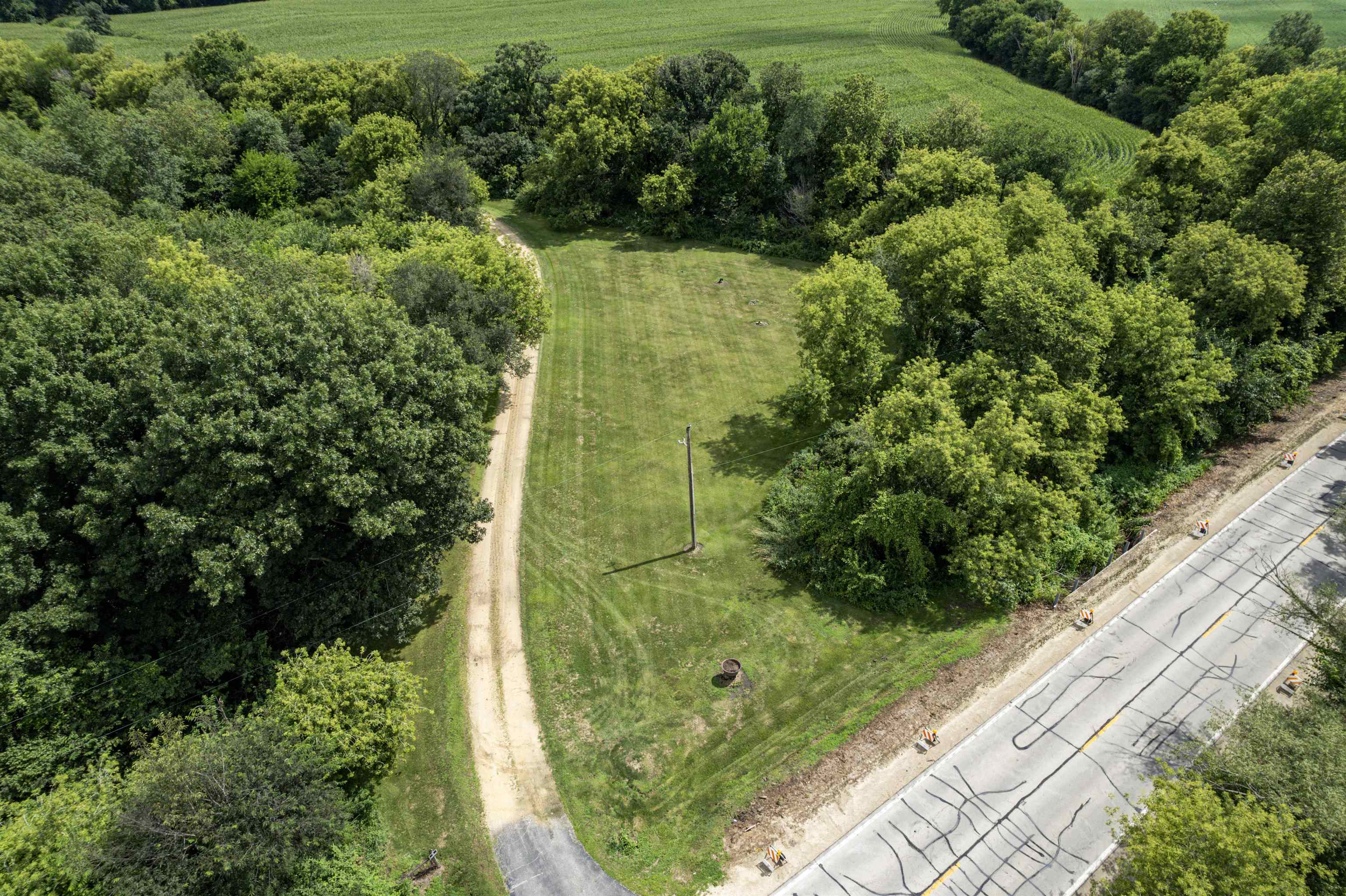 9680 Belvidere Road Roscoe, IL 61073 - Photo 10 of 43 Gallery Image 10
