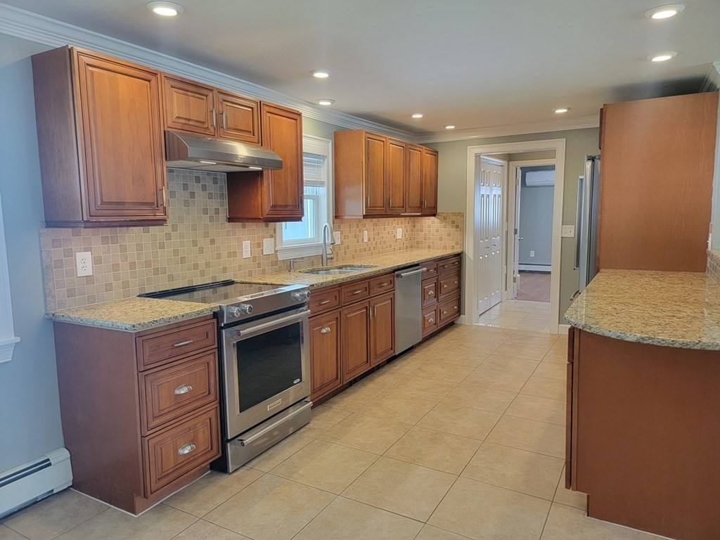 21 Stella Road Bellingham, MA 02019 - Photo 3 of 26 Gallery Image 3