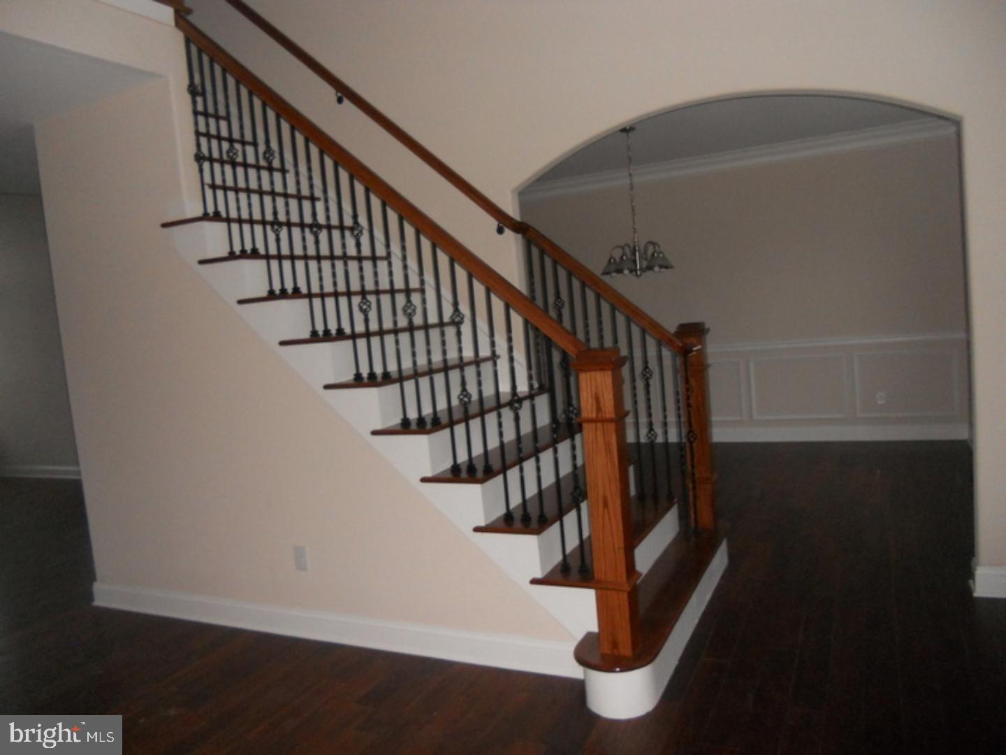 94 Kelly Driver Road Laurel Springs, NJ 08021 - Photo 6 of 25 Foyer