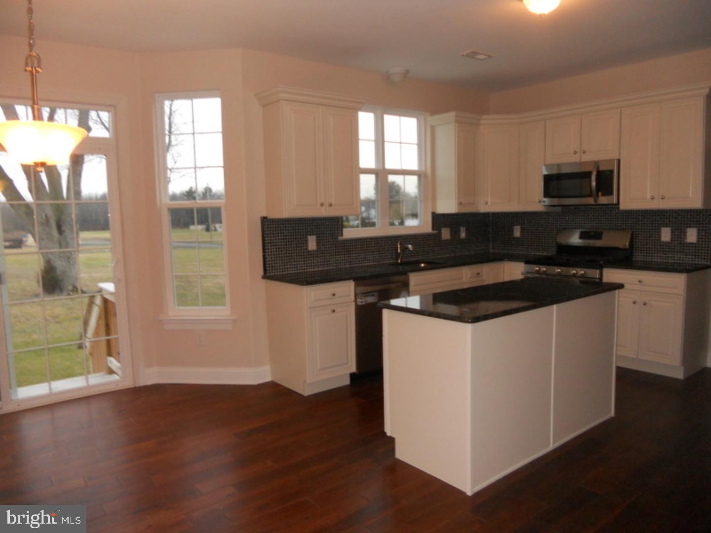 94 Kelly Driver Road Laurel Springs, NJ 08021 - Photo 10 of 25 Kitchen