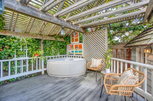 655 Bayview Drive Aptos, CA 95003 - Photo 26 of 48 a view of a chair and table in the balcony