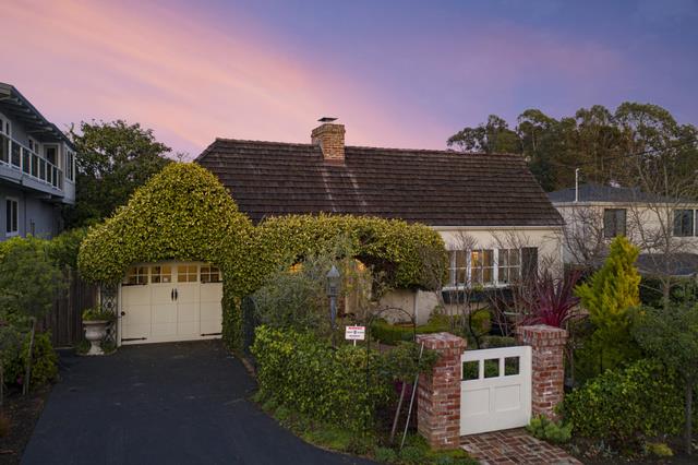 655 Bayview Drive Aptos, CA 95003 - Photo 37 of 48 a backyard of a house with lots of green space