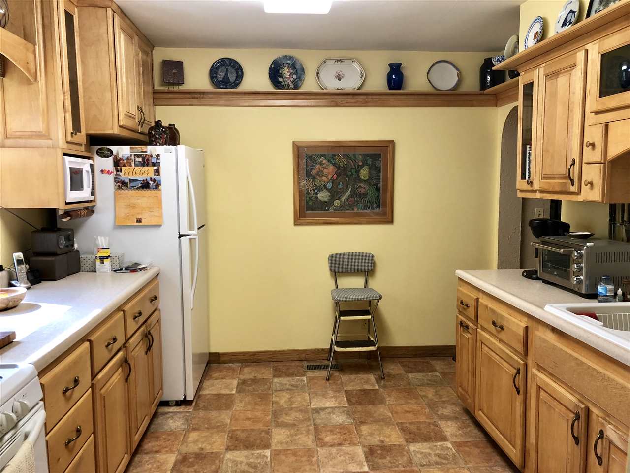 2296 Miller Road Huntington, WV 25701 - Photo 6 of 31 Gallery Image 6