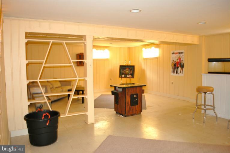 406 Hannes Street Silver Spring, MD 20901 - Photo 15 of 23 Basement