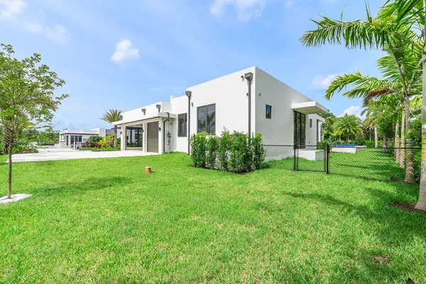 $4,250,000 | 11781 Northwest 15th Street, Plantation, FL 33323
