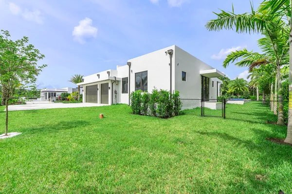 $4,250,000 | 11781 Northwest 15th Street, Plantation, FL 33323