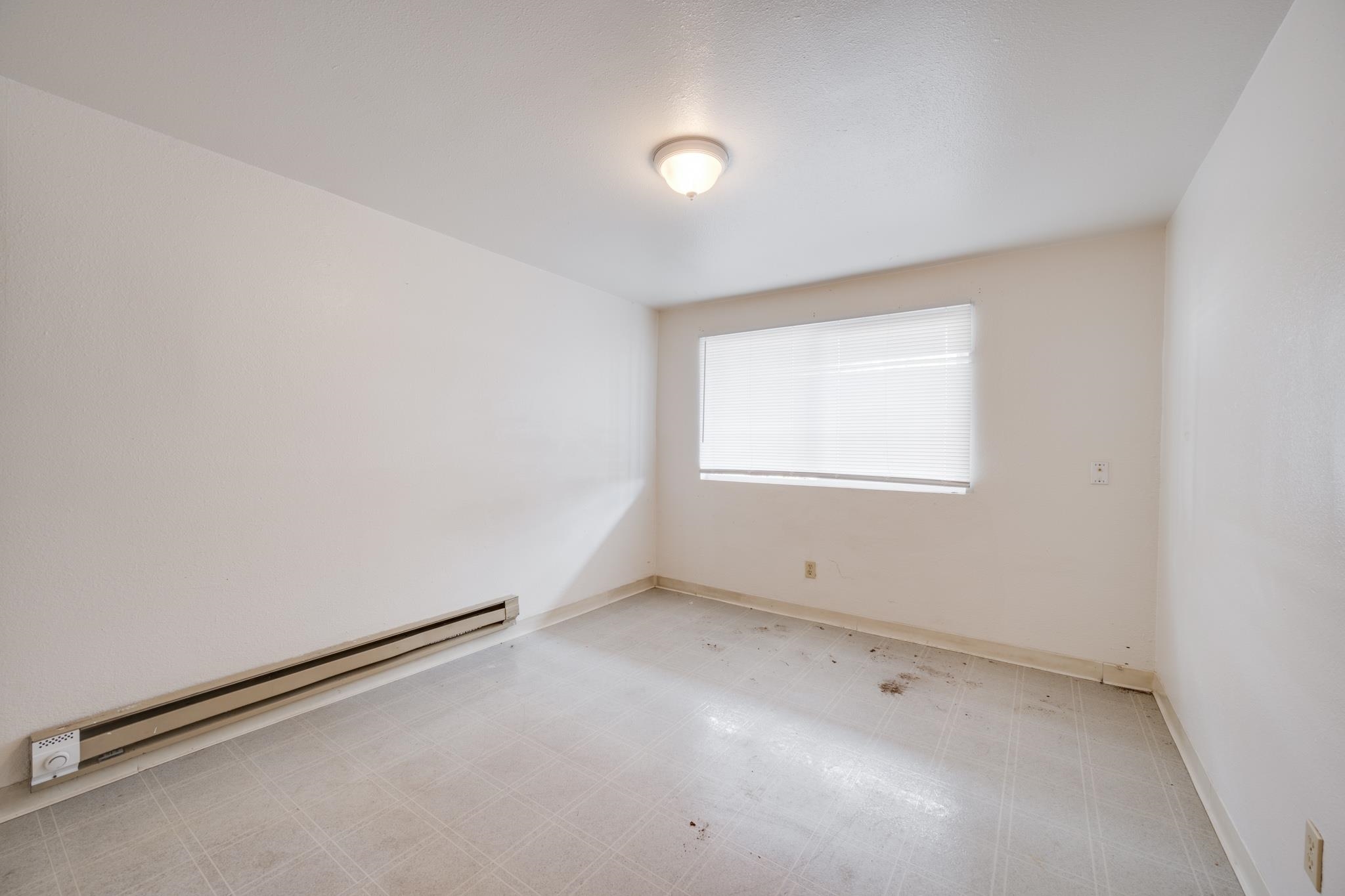 1725 Northeast Valley Road, Unit UPPER/LOWER Pullman, WA 99163 - Photo 25 of 26 Gallery Image 25