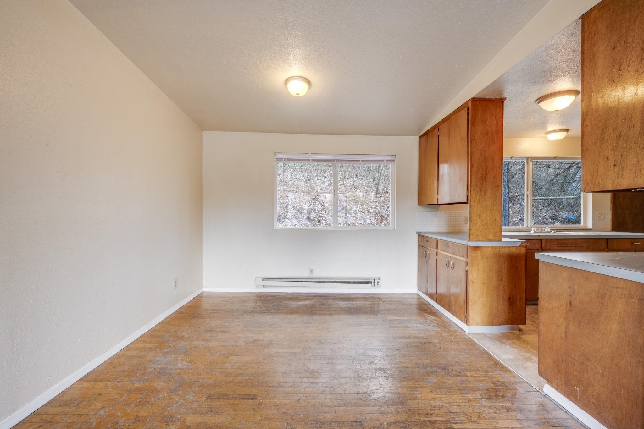 1725 Northeast Valley Road, Unit UPPER/LOWER Pullman, WA 99163 - Photo 8 of 26 Gallery Image 8