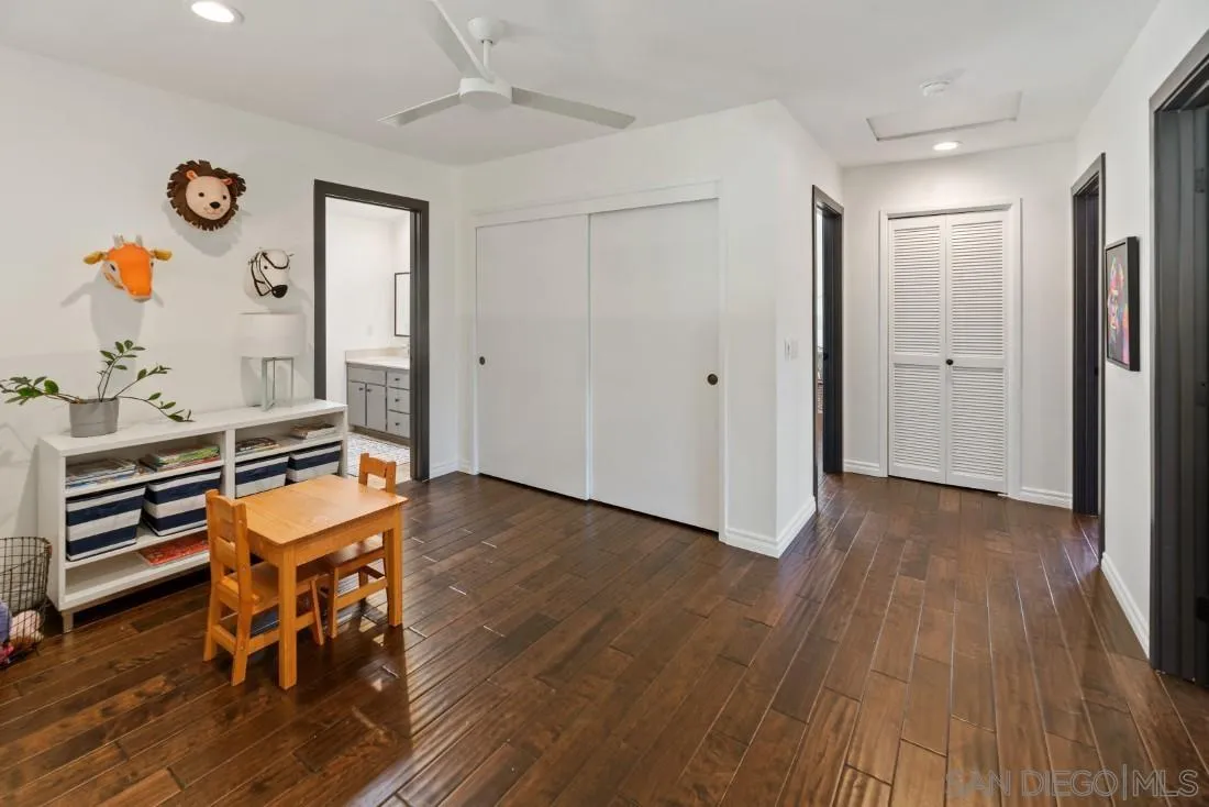 13060 Camino Del Valle Poway, CA 92064 - Photo 41 of 75