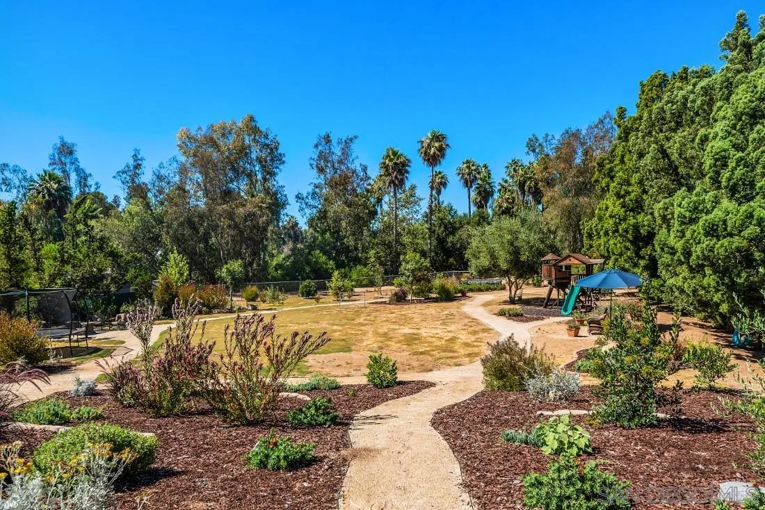 13060 Camino Del Valle Poway, CA 92064 - Photo 58 of 75