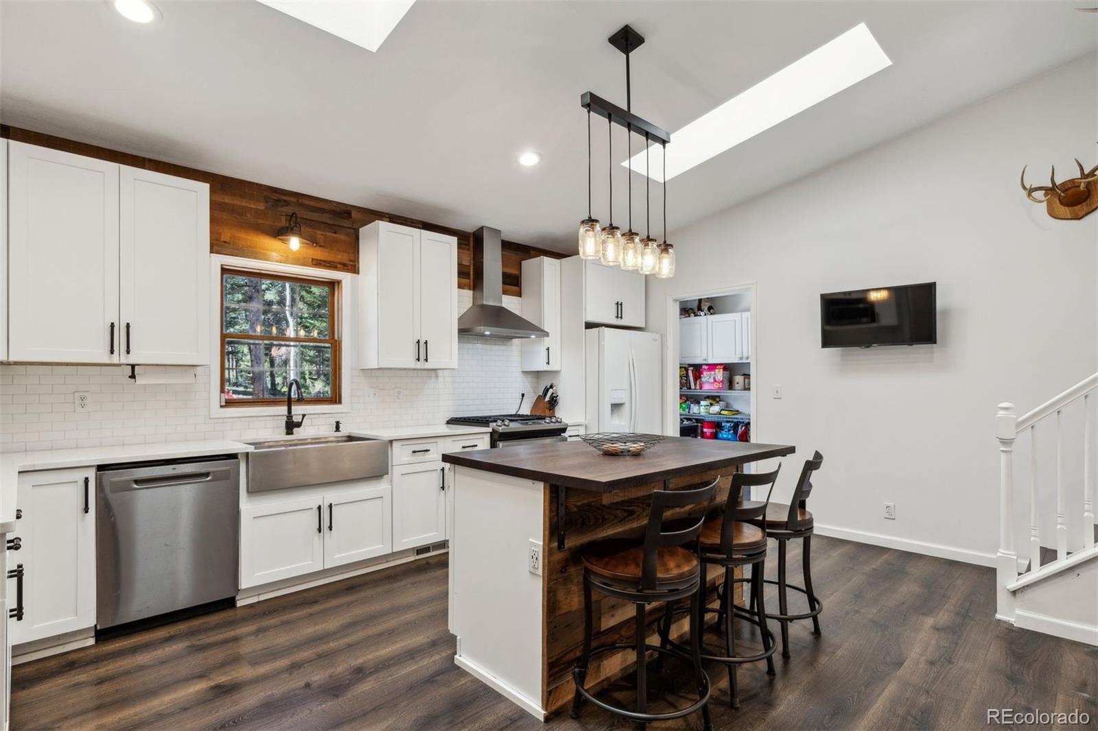 12743 South Wamblee Valley Road Conifer, CO 80433 - Photo 10 of 50 Gallery Image 10